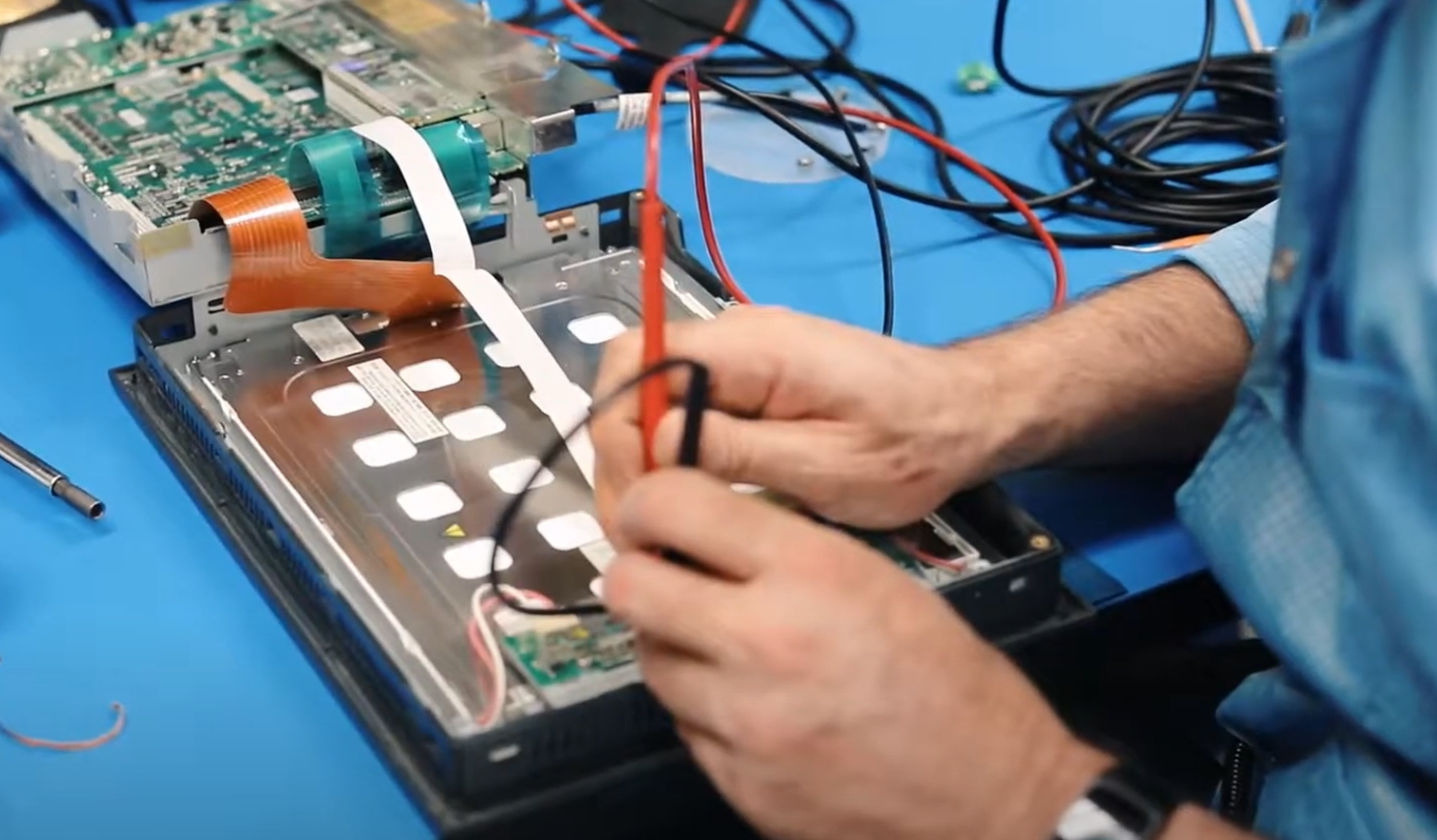 تعمیر HMI اشنایدر؛ راهنمای کامل عیب‌یابی و رفع خطاهای رایج